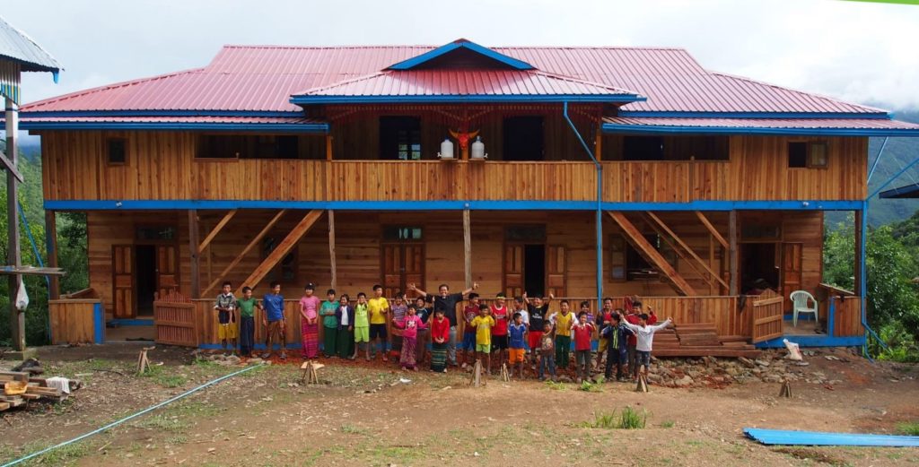 fondation bardon projets foyer enfants village de hilong birmanie avec association e (1)